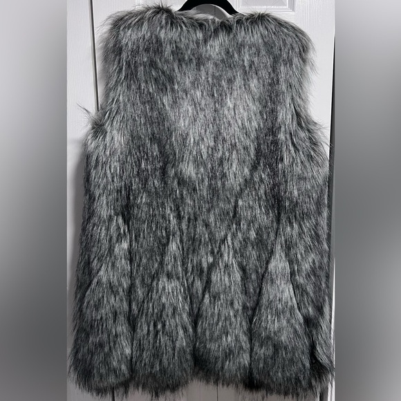 BCBGMAXAZRIA Makenzie Faux Fur Long Vest - Picture 4 of 4